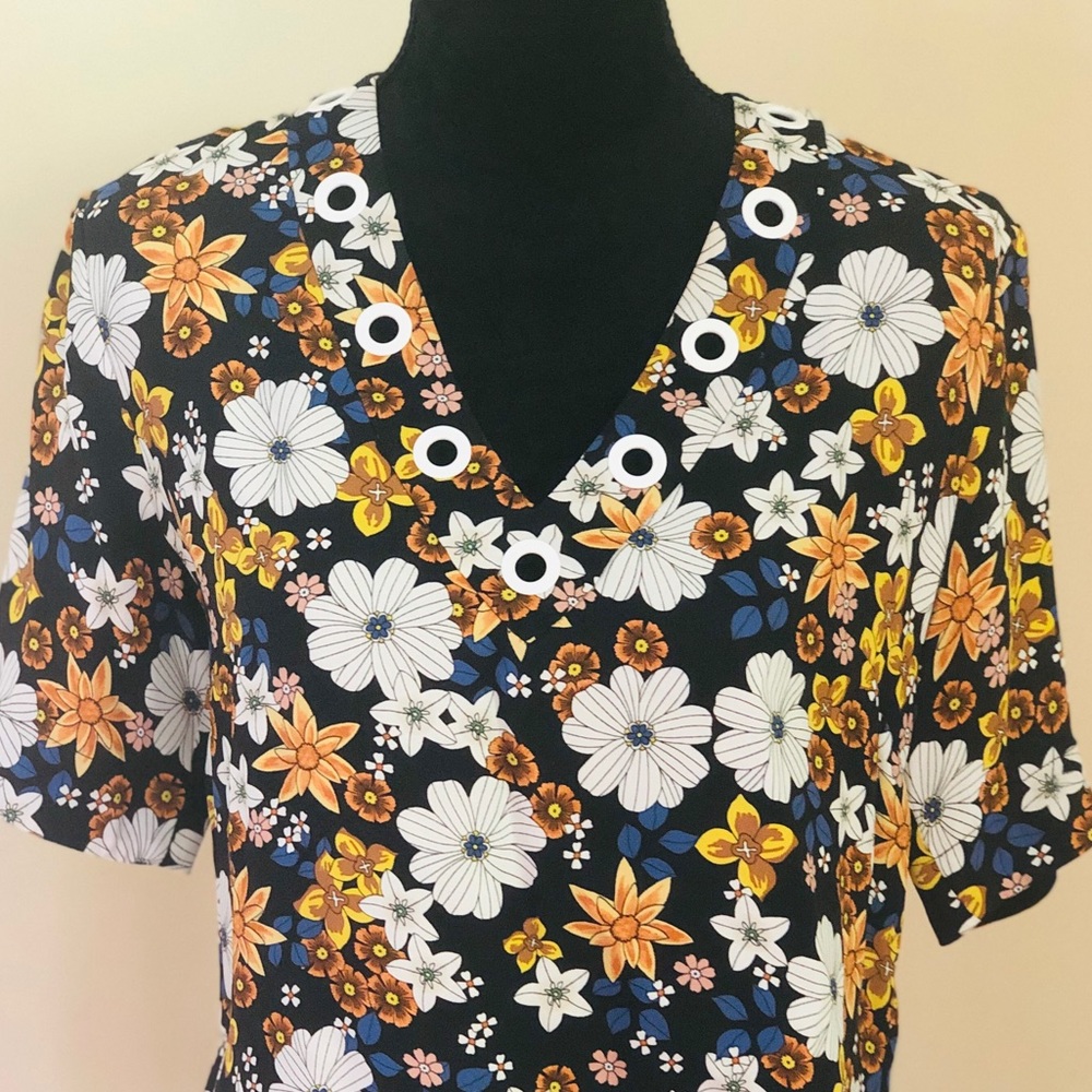 Authentic Sandro Paris Blouse - Picture 2 of 9